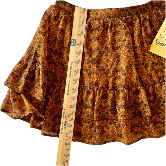 "Live To Be Spoiled" Large Cottage-core Floral Ruffle Mini Skirt, SZ Small NWT - Picture 4 of 7